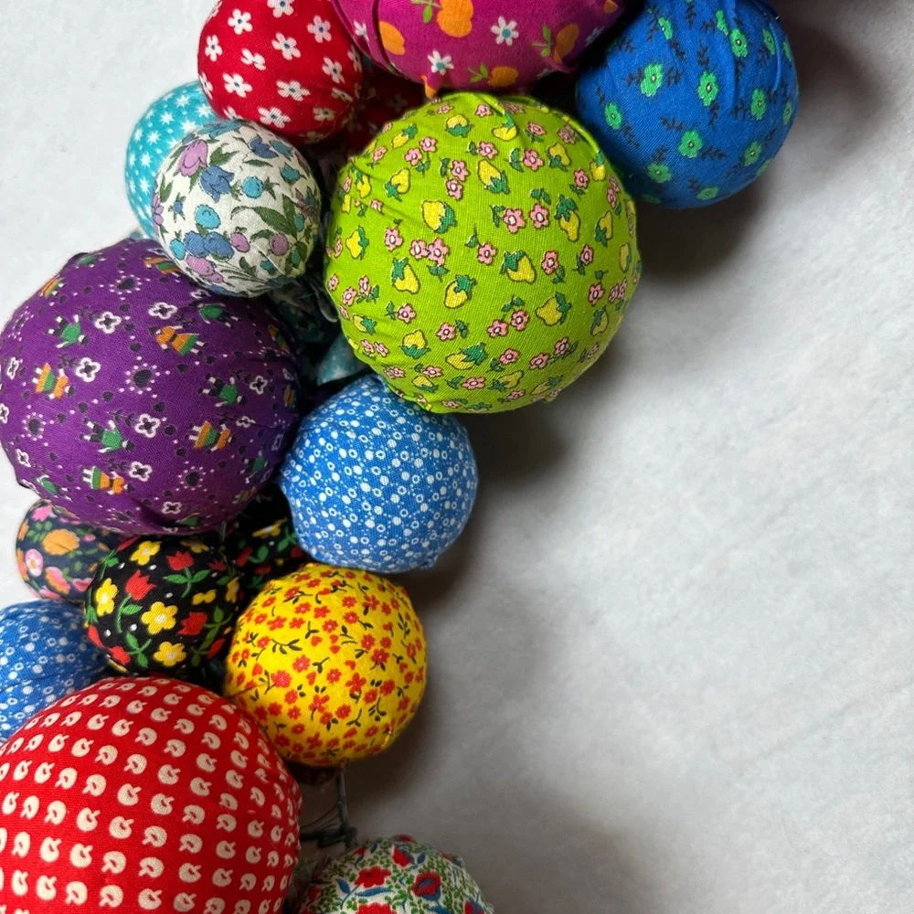 Colorful Fabric Ball Wreath vintage retro 50s‎ 60s
